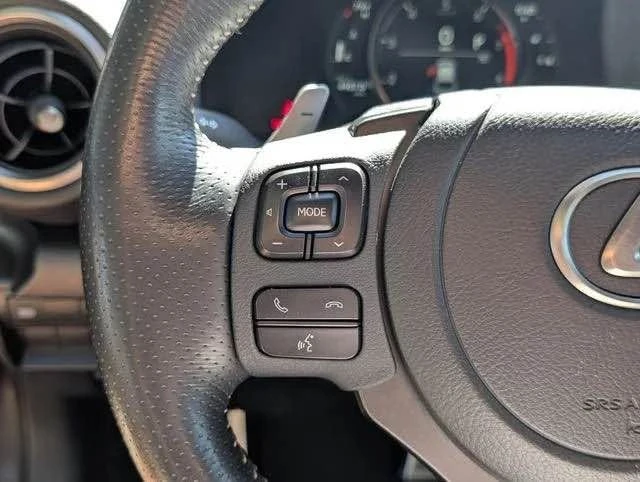 2022 Lexus IS 3rd Gen - Image 12 of 20