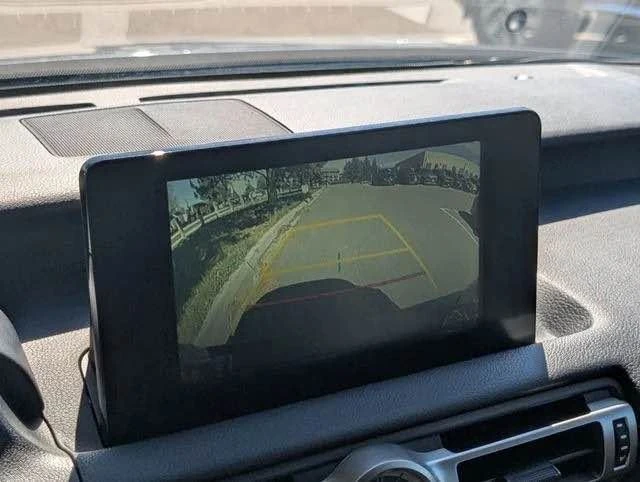 2022 Lexus IS 3rd Gen - Image 16 of 20