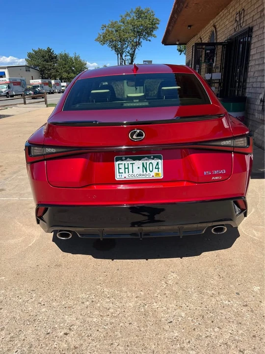 2022 Lexus IS 3rd Gen - Image 4 of 12