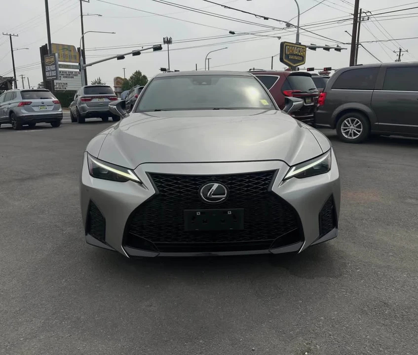 2022 Lexus IS 3rd Gen - Image 2 of 8