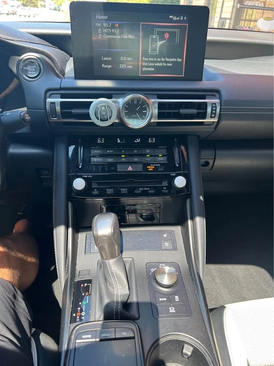 2022 Lexus IS 3rd Gen - Image 10 of 12