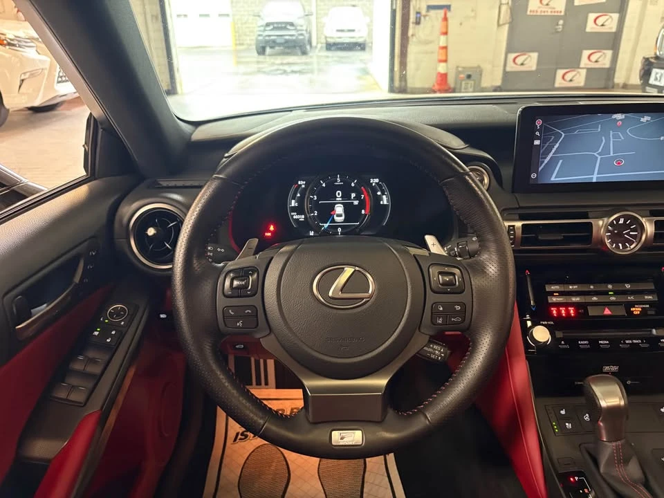 2022 Lexus IS 3rd Gen - Image 13 of 20