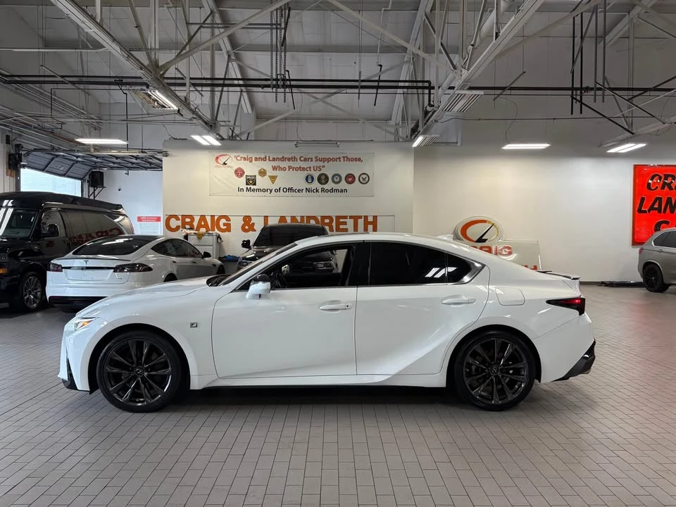2022 Lexus IS 3rd Gen - Image 4 of 20