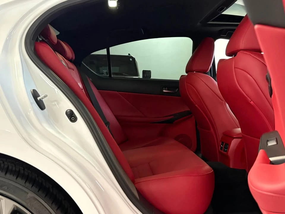 2022 Lexus IS 3rd Gen - Image 18 of 20