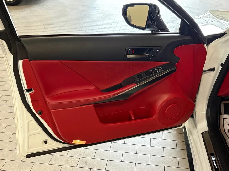 2022 Lexus IS 3rd Gen - Image 10 of 20