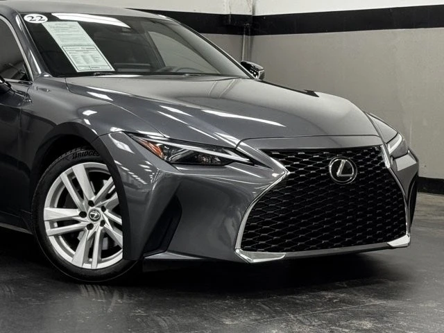 2022 Lexus IS 3rd Gen - Image 3 of 12