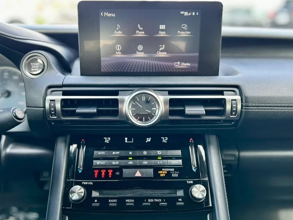 2022 Lexus IS 3rd Gen - Image 6 of 17