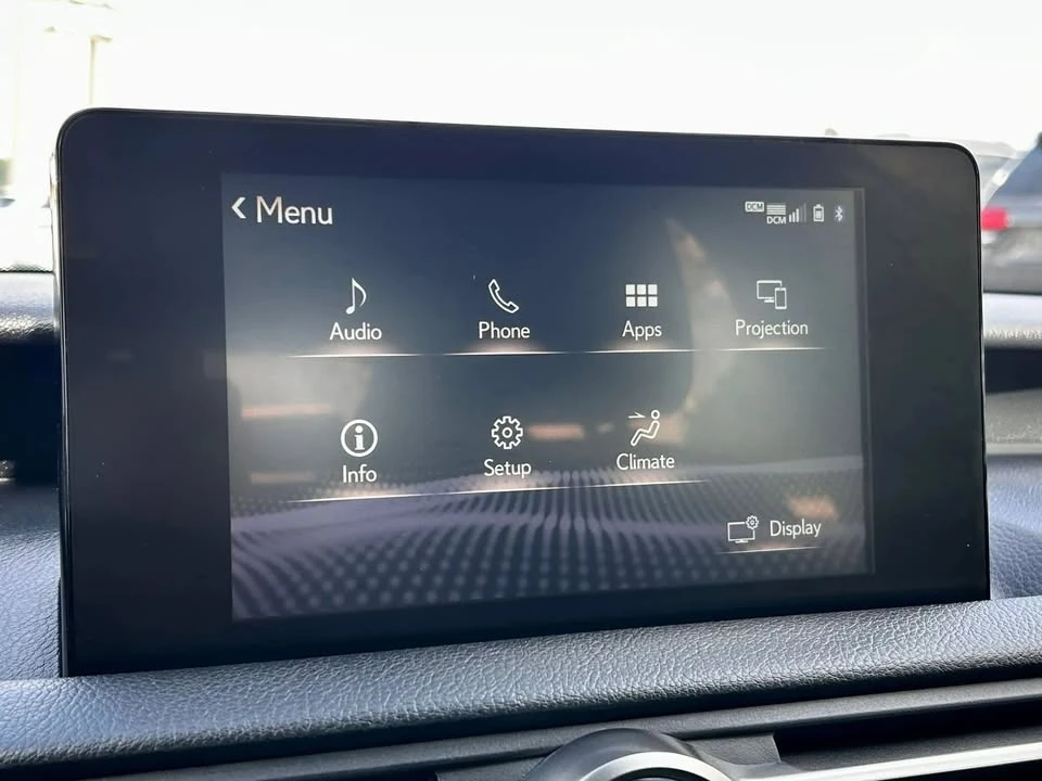 2022 Lexus IS 3rd Gen - Image 8 of 17