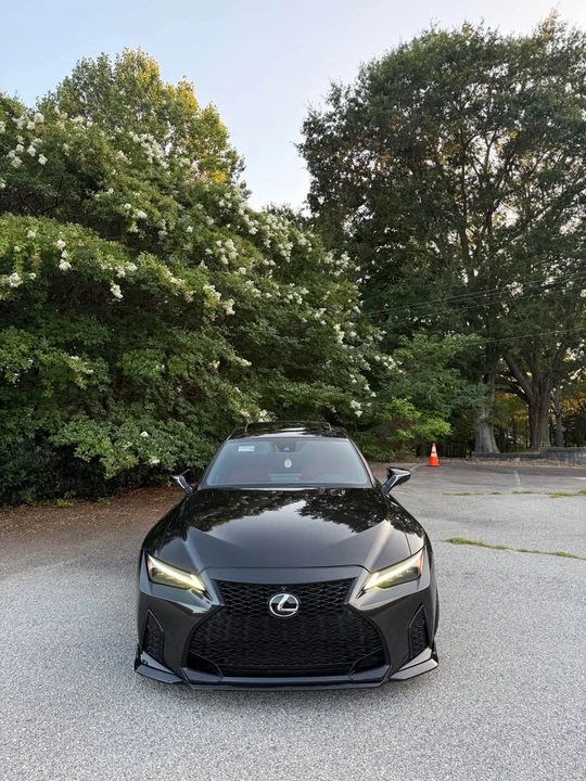 2022 Lexus IS 3rd Gen - Image 2 of 15