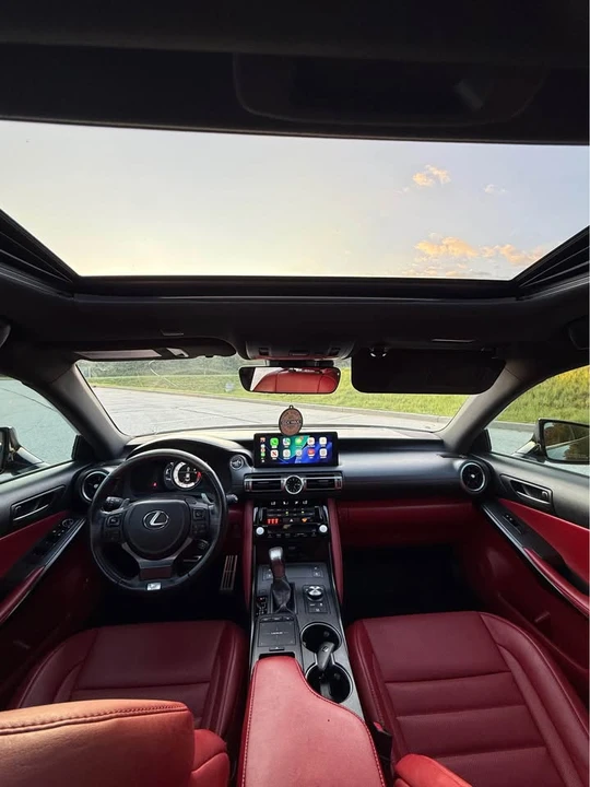 2022 Lexus IS 3rd Gen - Image 13 of 15