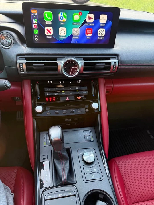 2022 Lexus IS 3rd Gen - Image 14 of 15