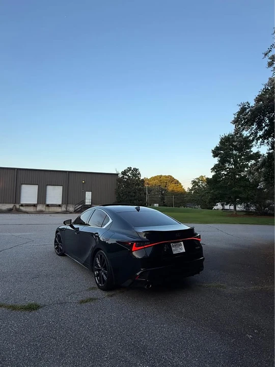 2022 Lexus IS 3rd Gen - Image 5 of 15