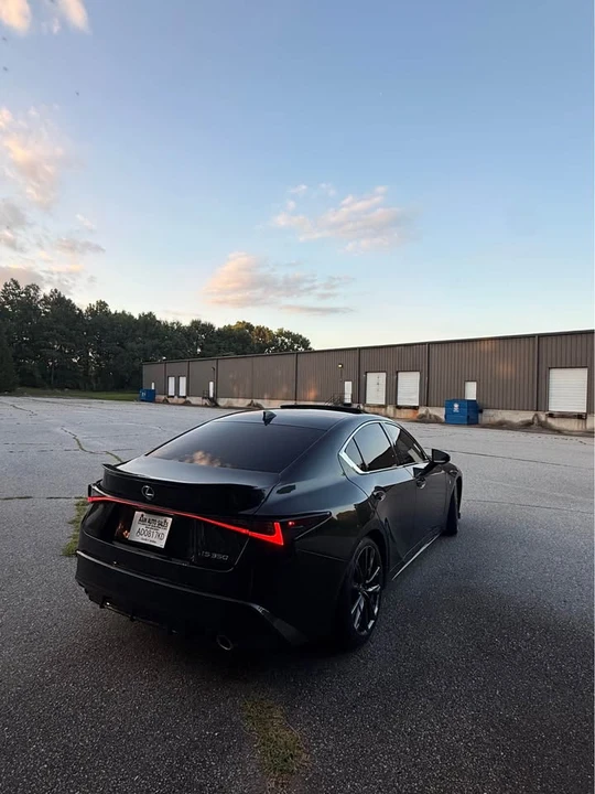 2022 Lexus IS 3rd Gen - Image 6 of 15