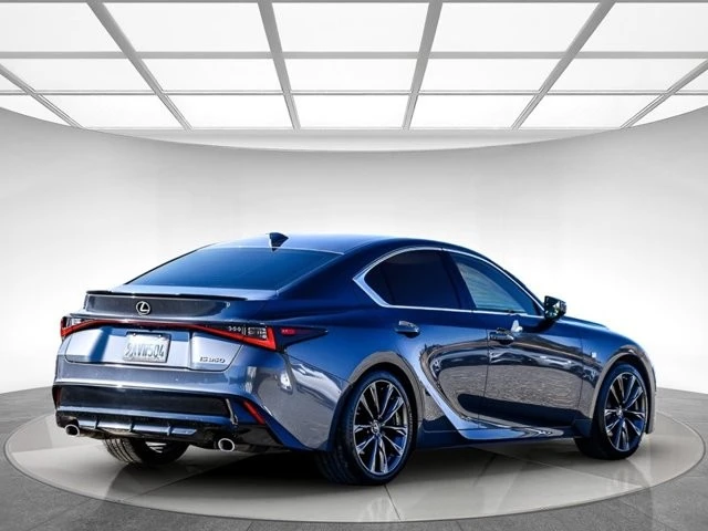 2022 Lexus IS 3rd Gen - Image 4 of 12