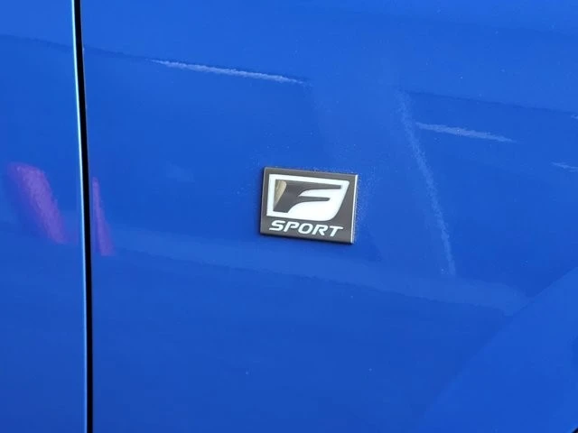 2022 Lexus IS 3rd Gen - Image 7 of 12