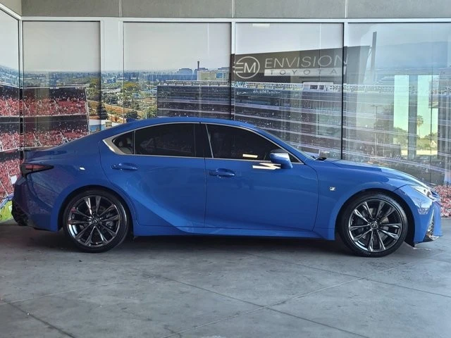 2022 Lexus IS 3rd Gen - Image 4 of 12