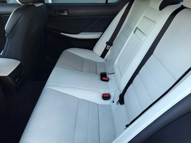 2022 Lexus IS 3rd Gen - Image 12 of 12