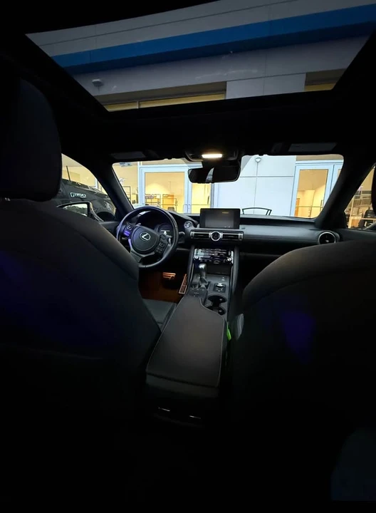 2022 Lexus IS 3rd Gen - Image 4 of 4
