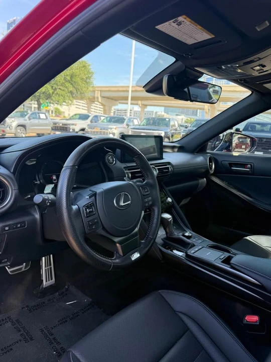 2022 Lexus IS 3rd Gen - Image 7 of 12