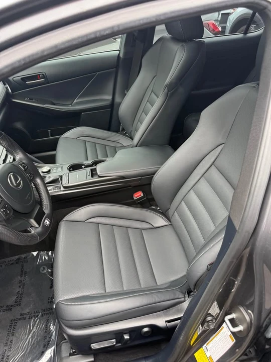 2022 Lexus IS 3rd Gen - Image 7 of 7