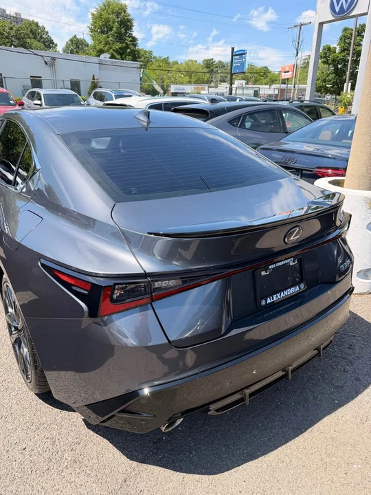 2022 Lexus IS 3rd Gen - Image 4 of 10