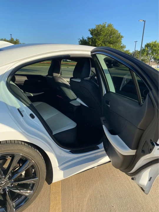 2022 Lexus IS 3rd Gen - Image 10 of 13