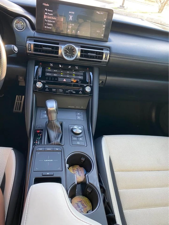 2022 Lexus IS 3rd Gen - Image 11 of 13