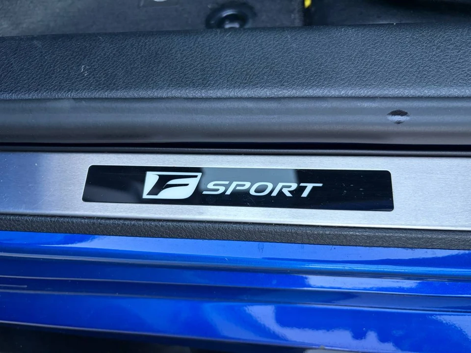 2022 Lexus IS 3rd Gen - Image 14 of 22