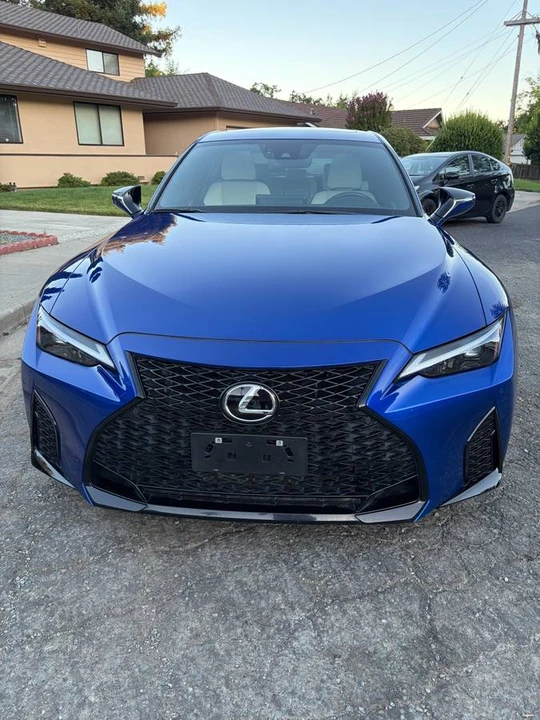 2022 Lexus IS 3rd Gen - Image 2 of 22