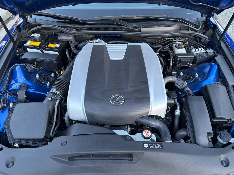 2022 Lexus IS 3rd Gen - Image 10 of 22