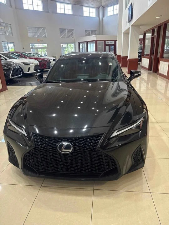 2022 Lexus IS 3rd Gen - Image 3 of 5