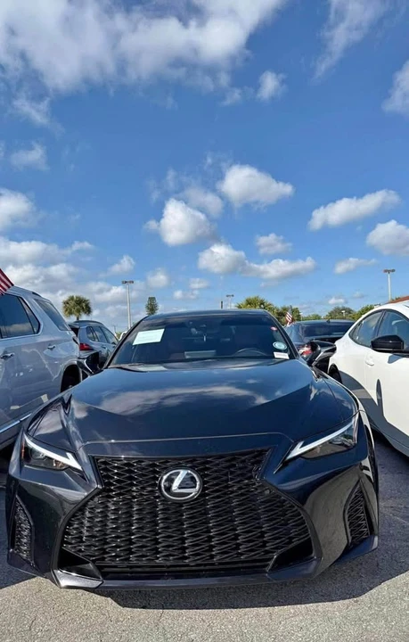 2022 Lexus IS 3rd Gen - Image 5 of 5