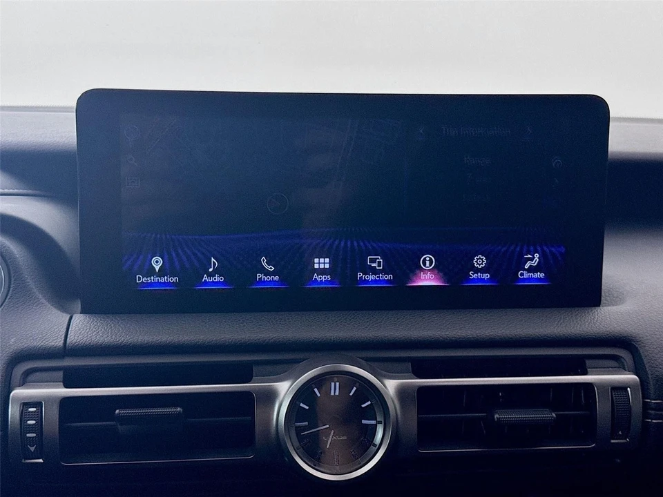 2022 Lexus IS 3rd Gen - Image 15 of 21