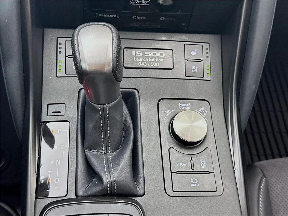 2022 Lexus IS 3rd Gen - Image 17 of 21