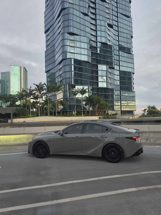 2022 Lexus IS 3rd Gen - Image 2 of 5