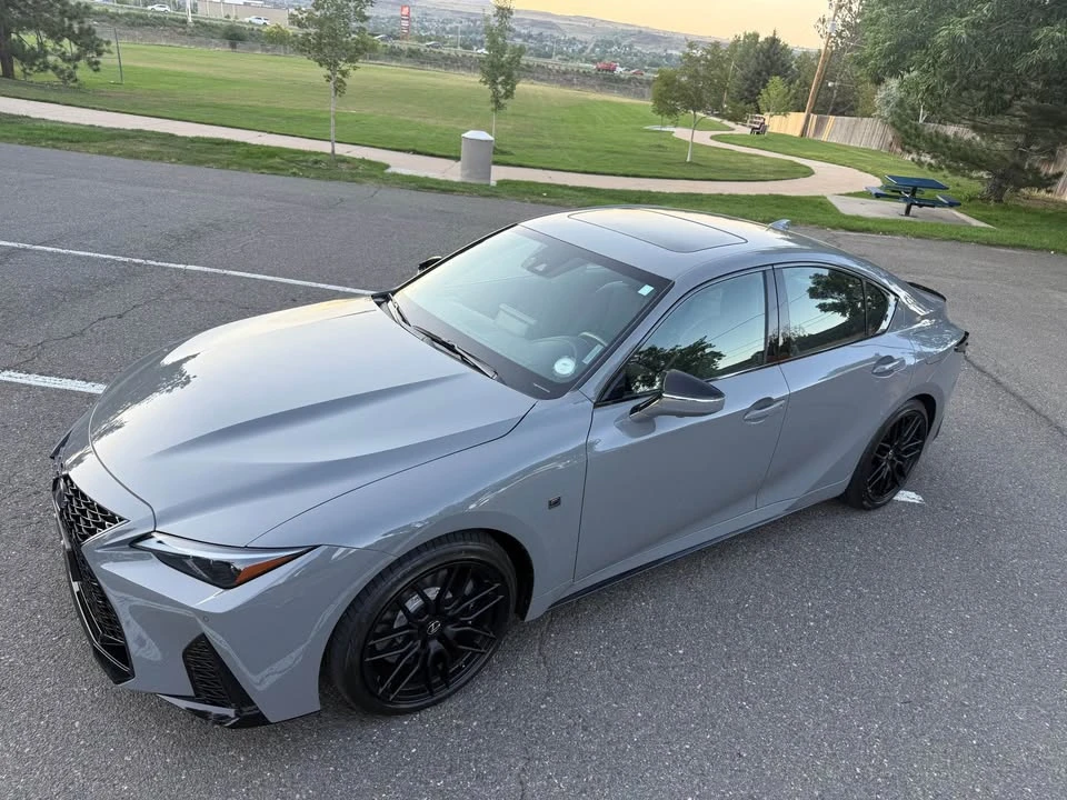 2022 Lexus IS 3rd Gen - Image 7 of 11