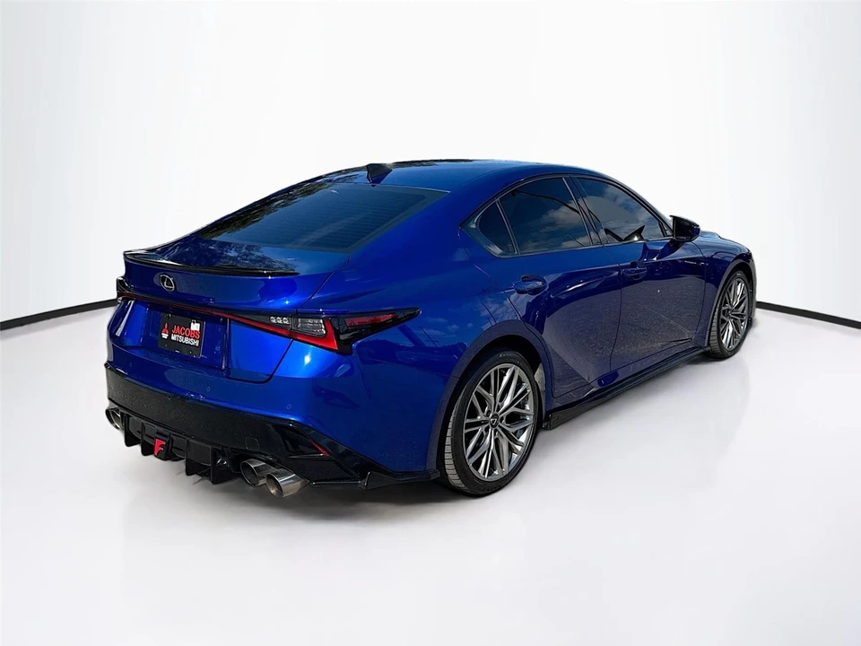 2022 Lexus IS 3rd Gen - Image 7 of 16
