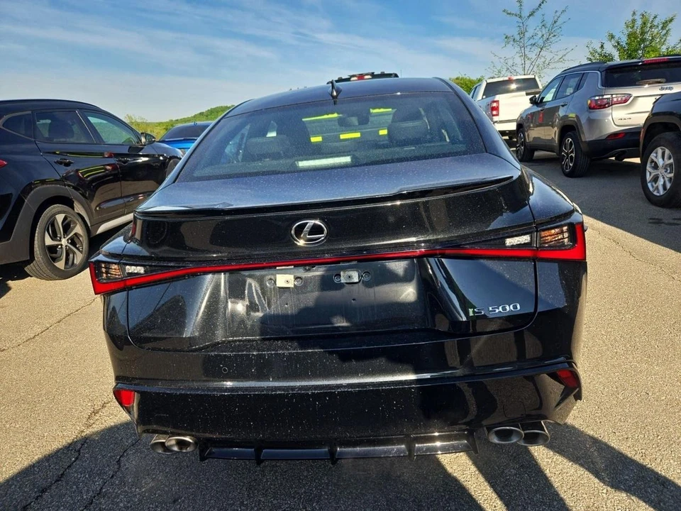 2022 Lexus IS 3rd Gen - Image 6 of 11