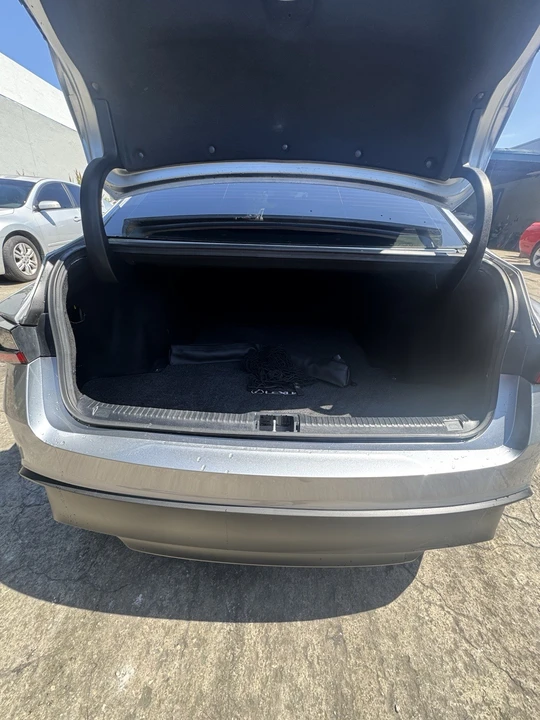 2022 Lexus IS 3rd Gen - Image 17 of 20