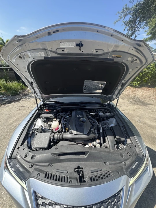 2022 Lexus IS 3rd Gen - Image 20 of 20