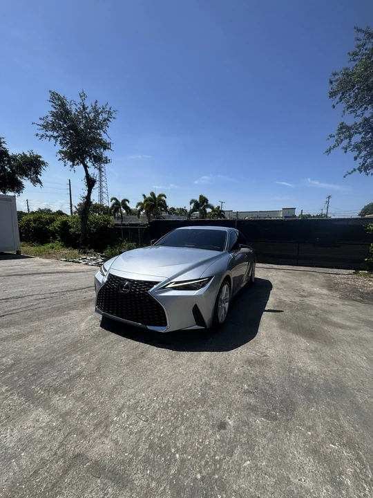 2022 Lexus IS 3rd Gen - Image 8 of 20