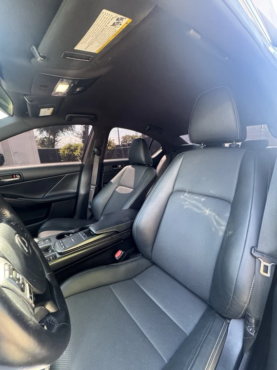 2022 Lexus IS 3rd Gen - Image 10 of 20
