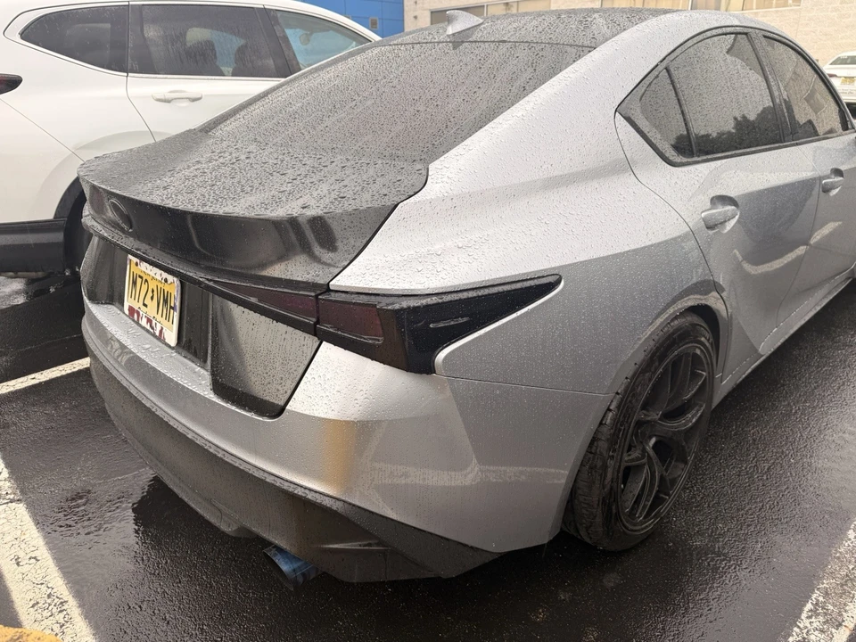 2022 Lexus IS 3rd Gen - Image 14 of 31