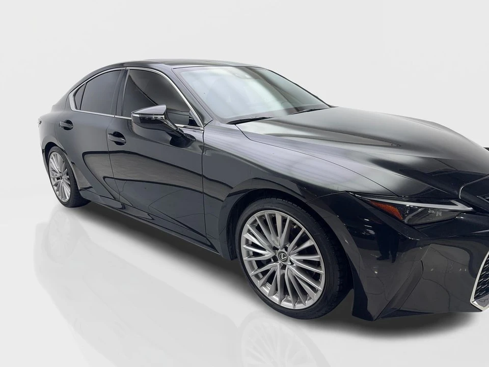 2022 Lexus IS 3rd Gen - Image 12 of 12