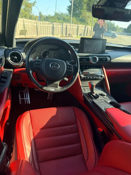 2022 Lexus IS 3rd Gen - Image 7 of 13