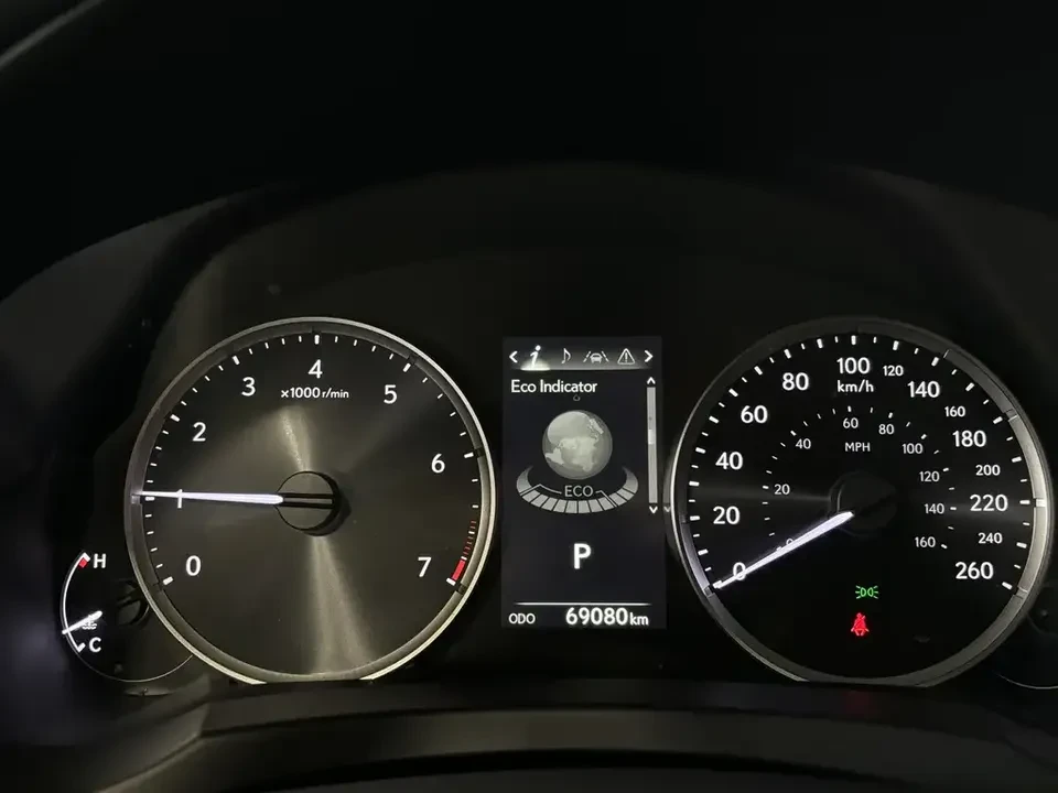 2022 Lexus IS 3rd Gen - Image 16 of 16