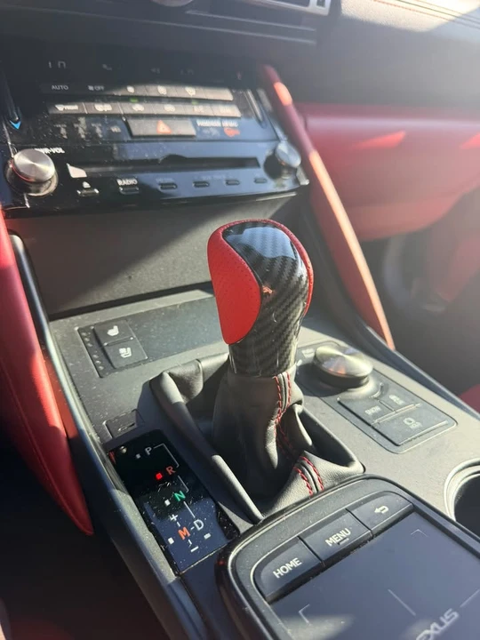 2022 Lexus IS 3rd Gen - Image 10 of 13