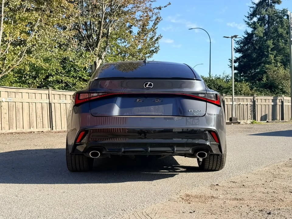 2022 Lexus IS 3rd Gen - Image 4 of 13