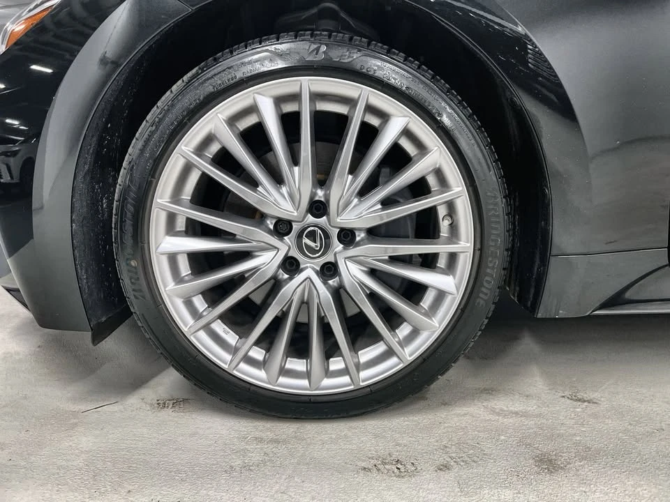 2022 Lexus IS 3rd Gen - Image 8 of 20