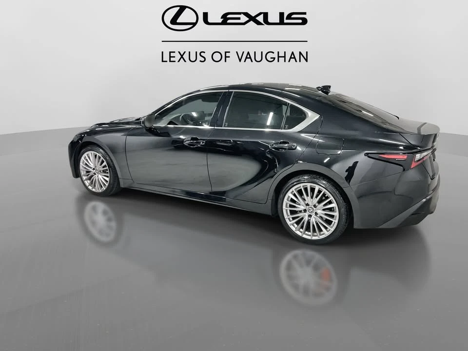 2022 Lexus IS 3rd Gen - Image 4 of 20